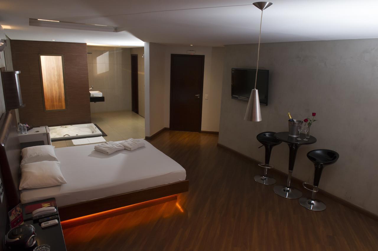 كونجونهاس W Motel (Adults Only) المظهر الخارجي الصورة
